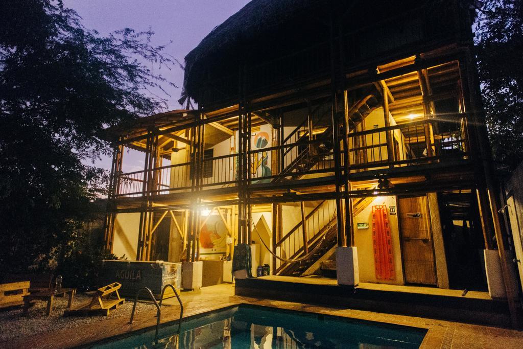 La Tortuga Hostel Taganga Exterior foto