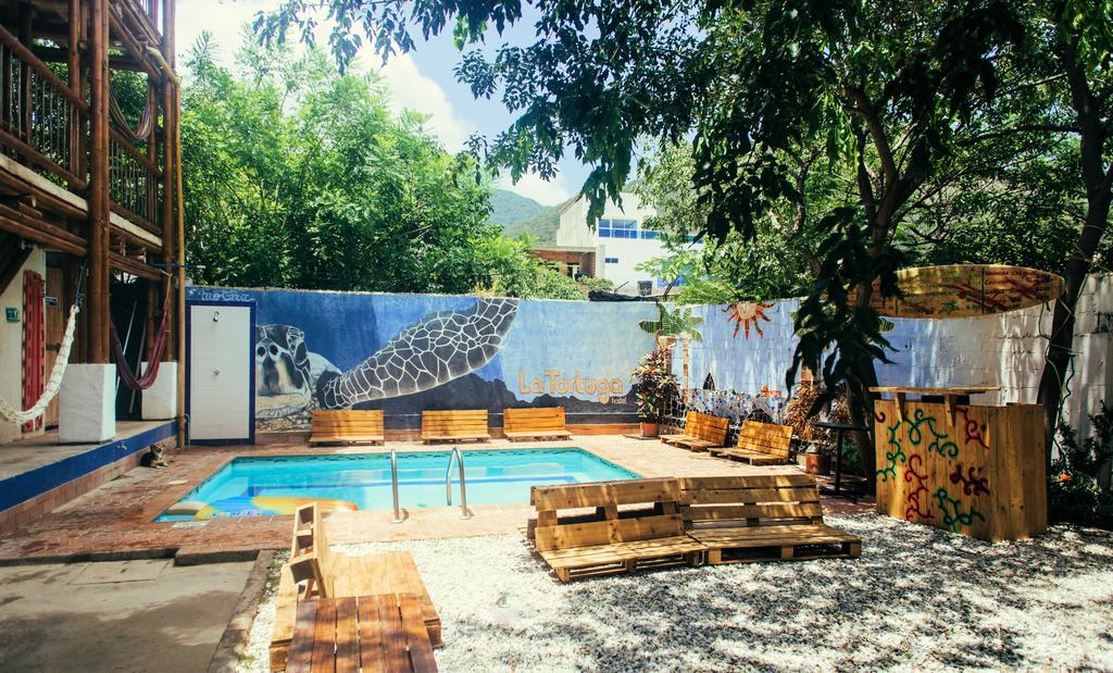 La Tortuga Hostel Taganga Exterior foto